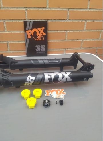 Brugt Fox 38 Performance 170mm GRIP 3P Boost 2023 bike — billede 14 af 21
