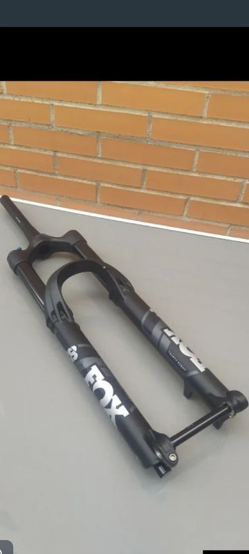 Brugt Fox 38 Performance 170mm GRIP 3P Boost 2023 bike — billede 11 af 21