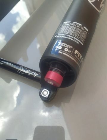 Brugt Fox 38 Performance 170mm GRIP 3P Boost 2023 bike — billede 5 af 21