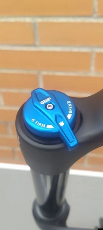 Brugt Fox 38 Performance 170mm GRIP 3P Boost 2023 bike — billede 10 af 21