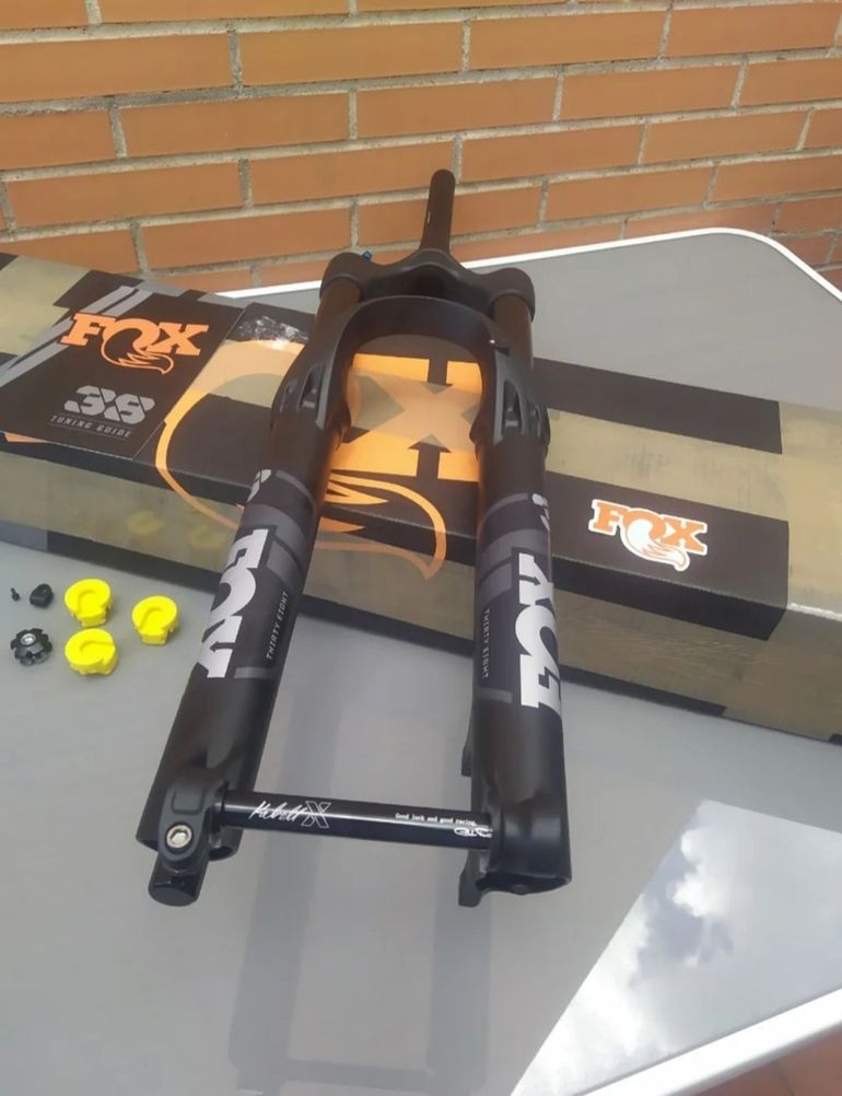 Brugt Fox 38 Performance 170mm GRIP 3P Boost 2023 bike — billede 3 af 21