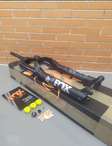 Gebrauchtes Fox 38 Performance 170mm GRIP 3P Boost 2023 Fork
