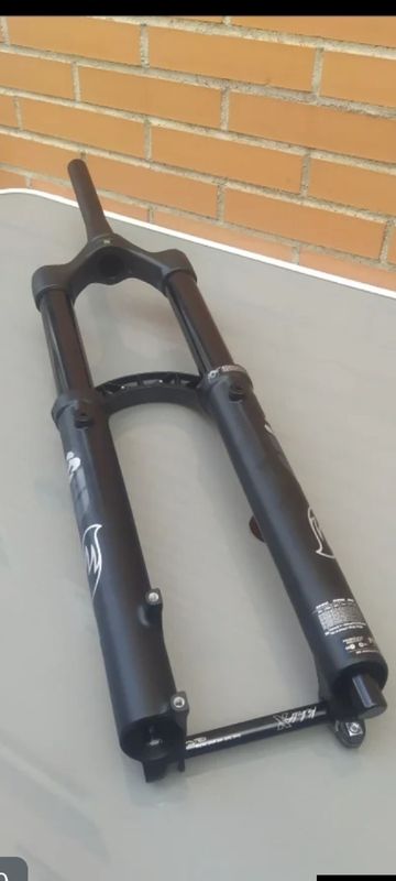 Brugt Fox 38 Performance 170mm GRIP 3P Boost 2023 bike — billede 17 af 21