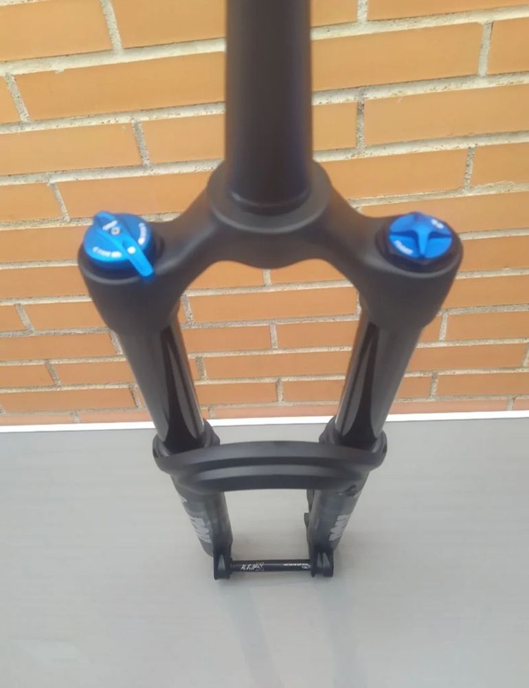 Brugt Fox 38 Performance 170mm GRIP 3P Boost 2023 bike — billede 4 af 21