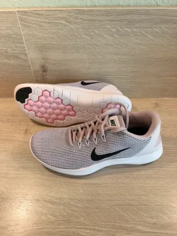 Used Nike Flex Run Running Shoes