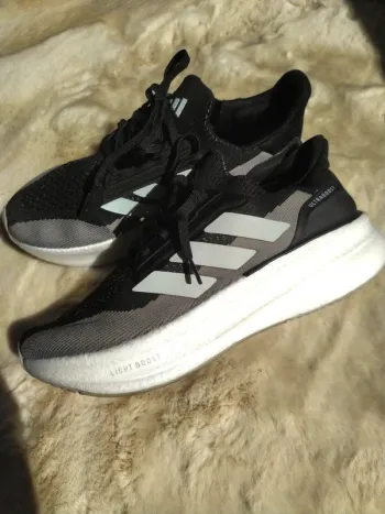 Used Adidas Ultraboost 5X Running Shoes