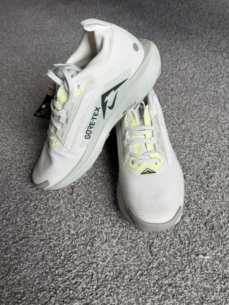 Used Pegasus Trail 5 Gore-Tex bike — image 2 of 8