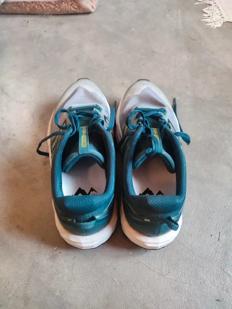 Used New Balance FuelCell Rebel Trail bike — image 2 of 6