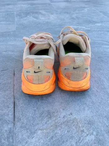 Tweedehands Nike Vomero 15 bike — afbeelding 5 van 6