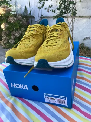 Gebrauchtes Hoka Clifton 10 Running Shoes