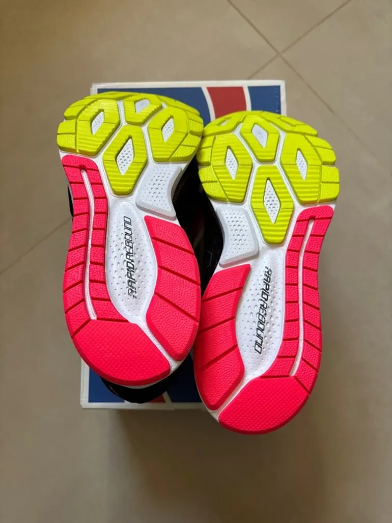 Used New Balance Vazee Rush bike — image 5 of 6