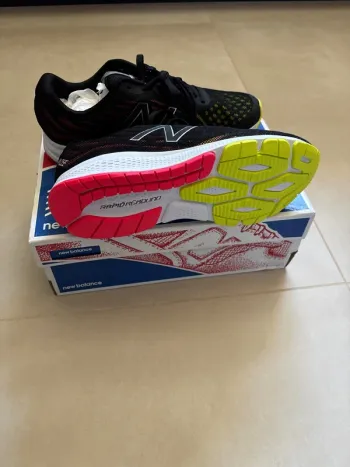 Used New Balance Vazee Rush bike — image 3 of 6