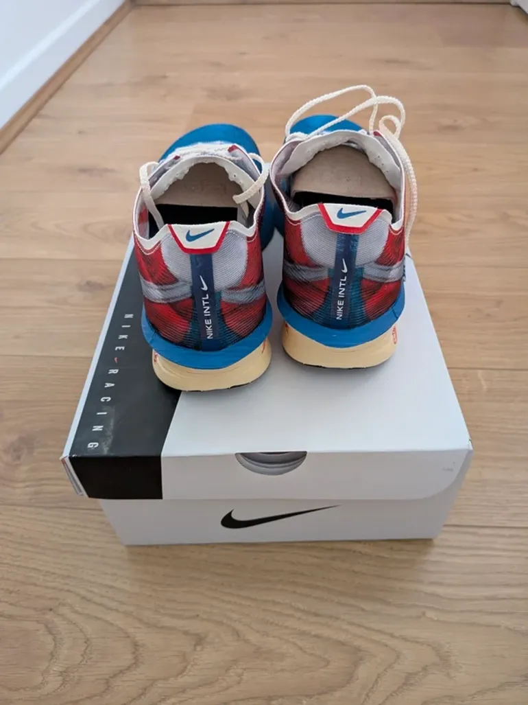 Tweedehands Premium Vaporfly Next% 4 PRM bike — afbeelding 11 van 13