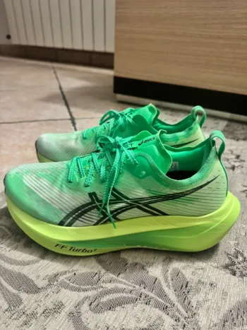 Gebrauchtes Saucony Megablast bike — Bild 3 von 7