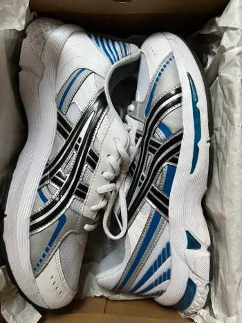 Used Asics Gel Kyrios Running Shoes