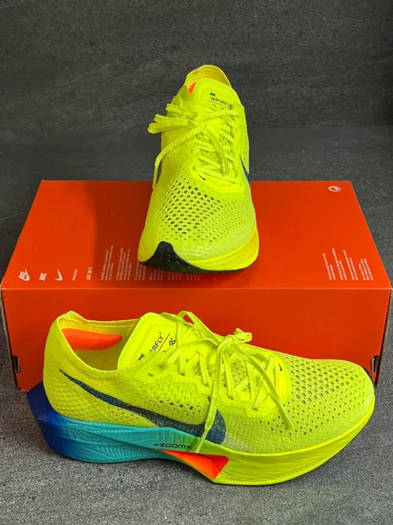 Tweedehands Nike ZoomX Vaporfly Next% 3 bike — afbeelding 3 van 13