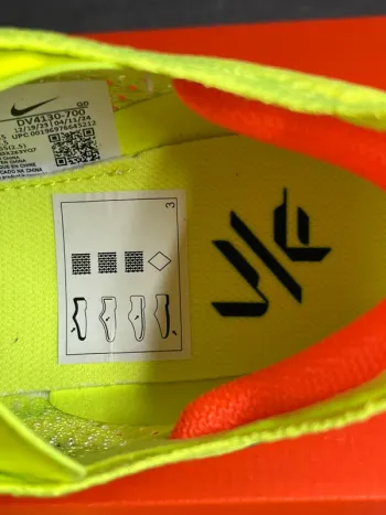 Tweedehands Nike ZoomX Vaporfly Next% 3 bike — afbeelding 10 van 13