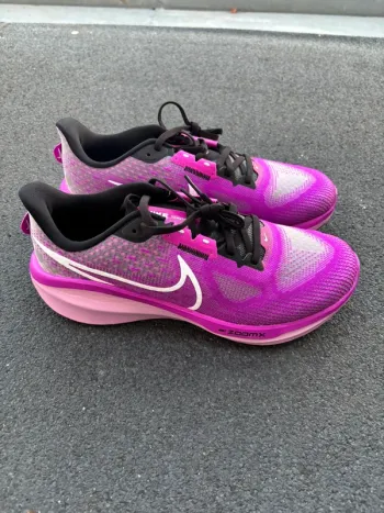 Použité Nike Vomero 17 bike — obrázek 2 z 6