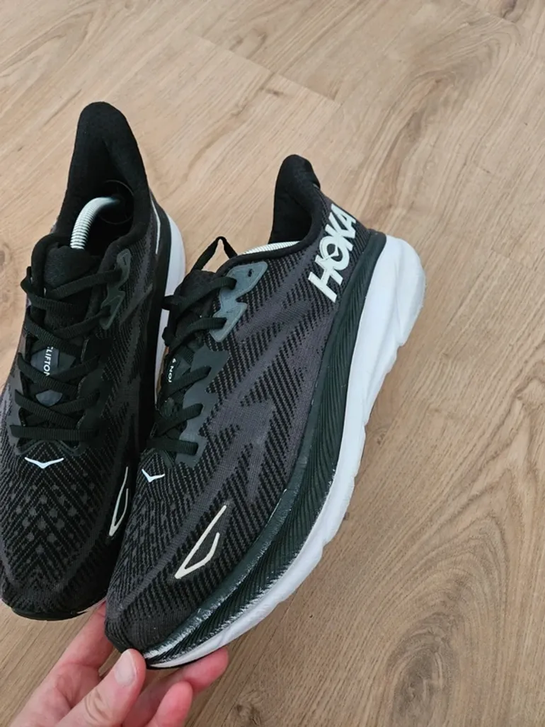 Used Hoka Clifton 9 bike — image 3 of 9