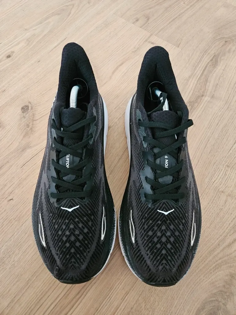 Used Hoka Clifton 9 bike — image 2 of 9