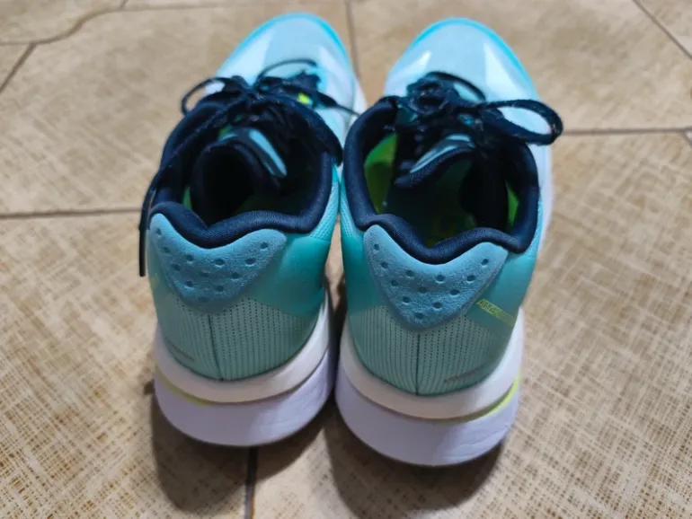 Used Adidas Adizero Boston 13 bike — image 4 of 6