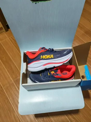 Used Hoka Bondi 9 Running Shoes