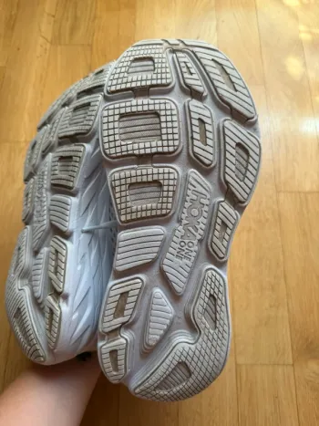 Used Hoka Bondi 7 bike — image 10 of 11