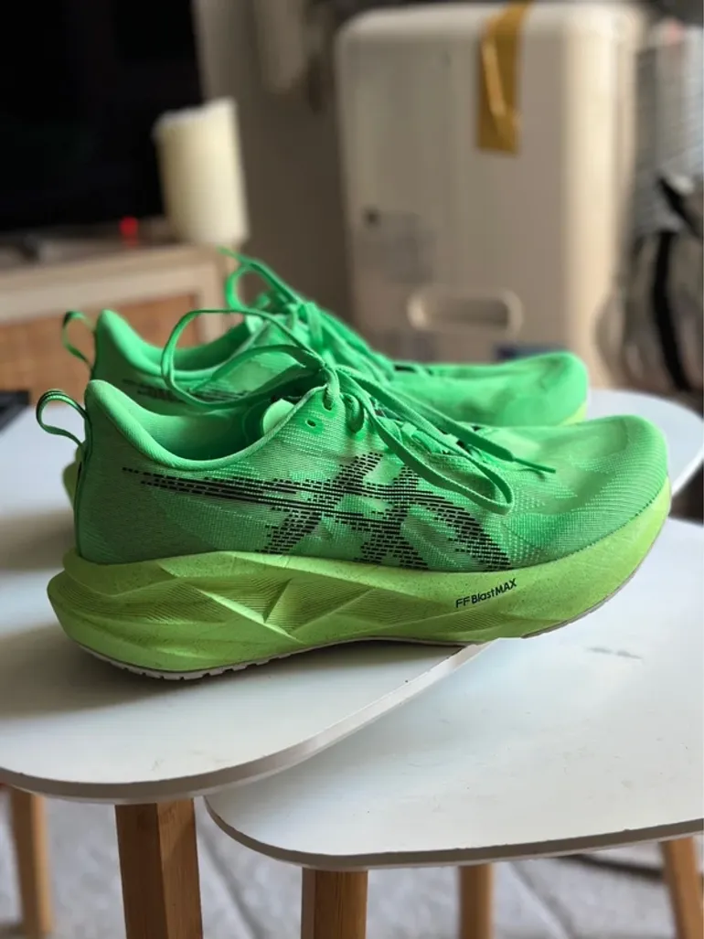 Käytetty Asics Novablast 5 2026 bike — kuva 2 / 9