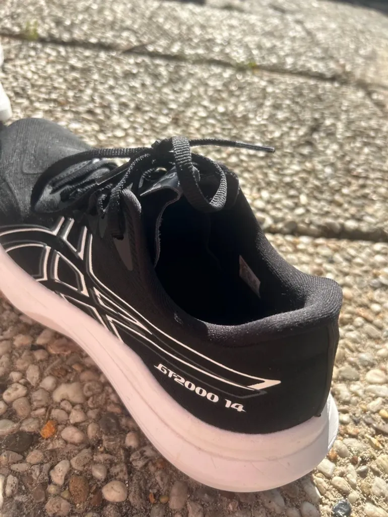 Used Asics GT-2000 14 bike — image 7 of 14