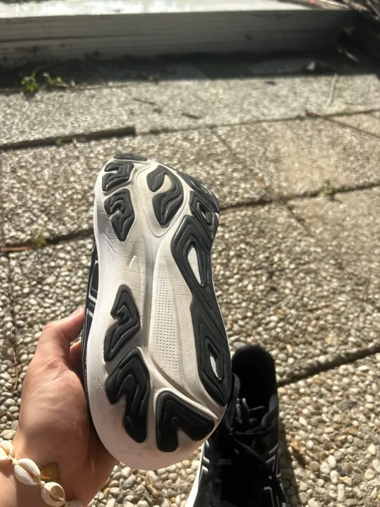 Used Asics GT-2000 14 bike — image 10 of 14