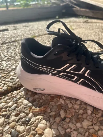 Used Asics GT-2000 14 bike — image 6 of 14