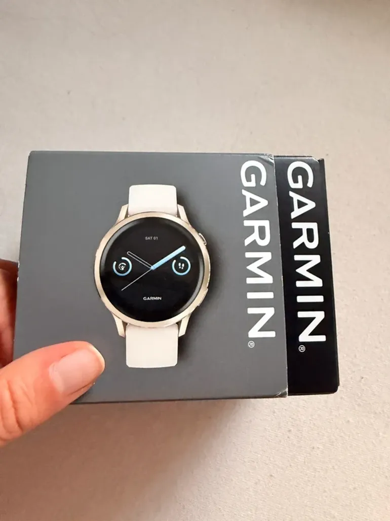 Used Garmin Venu 3 S bike — image 10 of 10
