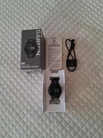 Gebrauchtes Garmin Forerunner 165 Music Electronics