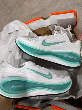 Nike Vomero Plus bike d'occasion — image 2 sur 9