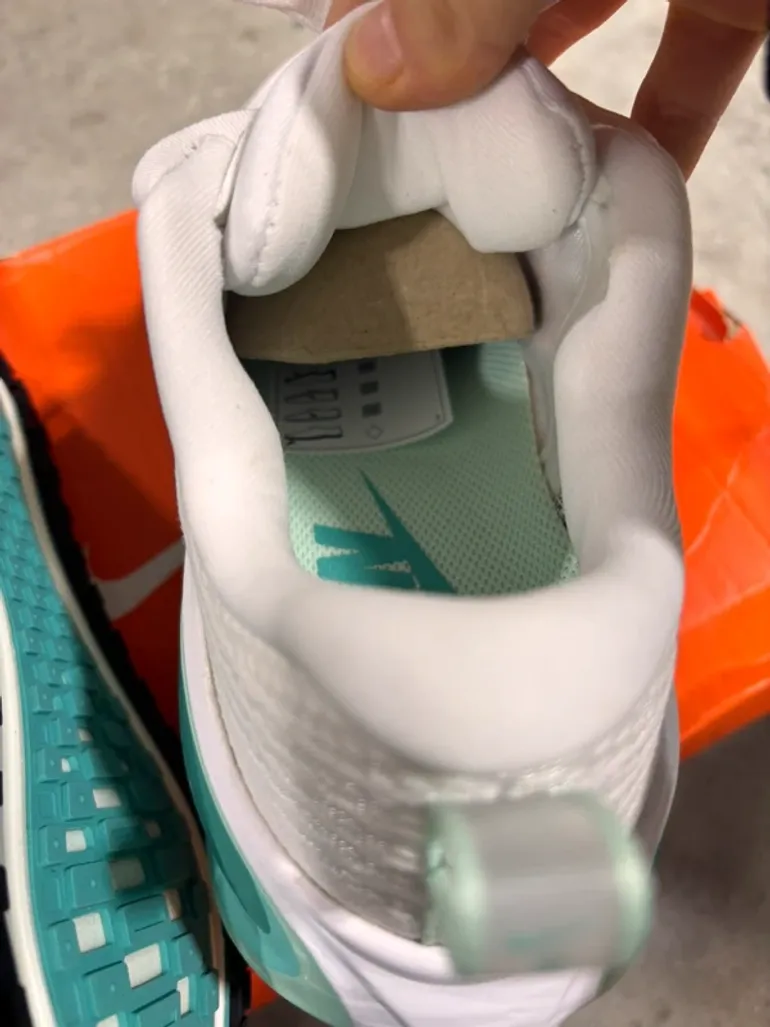Nike Vomero Plus bike d'occasion — image 7 sur 9