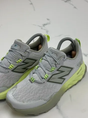 Used New Balance Fresh Foam X Garoe bike — image 3 of 11