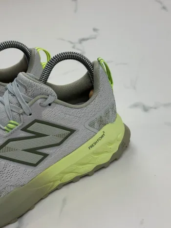 Used New Balance Fresh Foam X Garoe bike — image 4 of 11