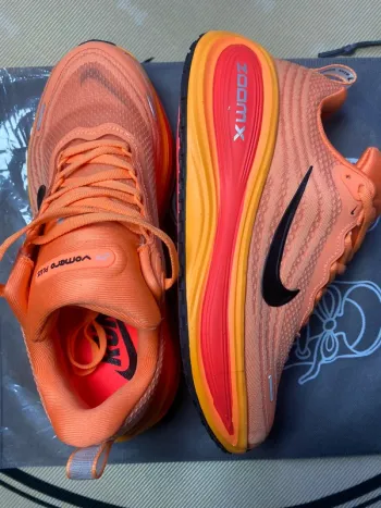 Used Nike Sneakers Running Shoes