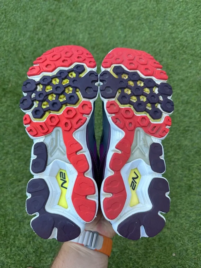 Used New Balance Running Sneakers bike — image 10 of 11