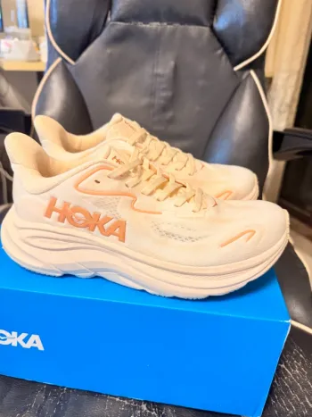 Used Hoka Baskets bike — image 6 of 7