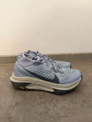 Used Nike ACG Zegama Trail Running Shoes