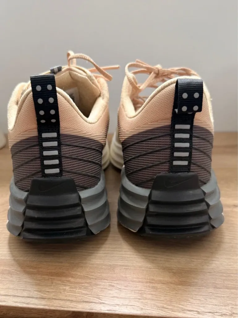 Used Nike Lunar Roam bike — image 4 of 6