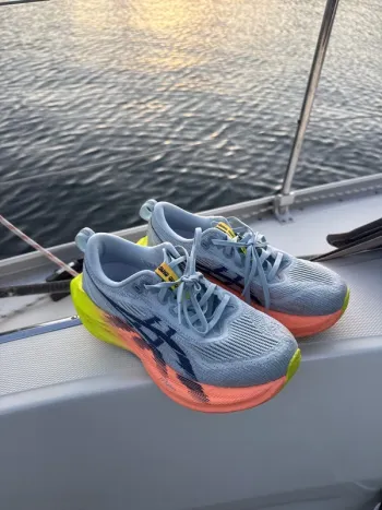Gebrauchtes Asics FF Turbo+ Running Shoes
