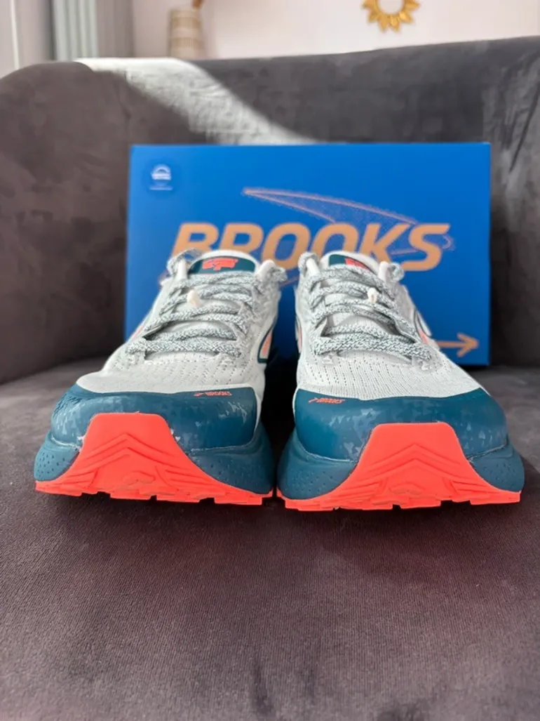 Used Brooks Sportschuhe Größe 39 bike — image 9 of 15