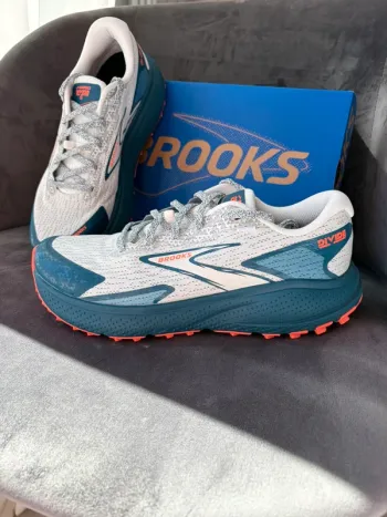Used Brooks Sportschuhe Größe 39 bike — image 2 of 15