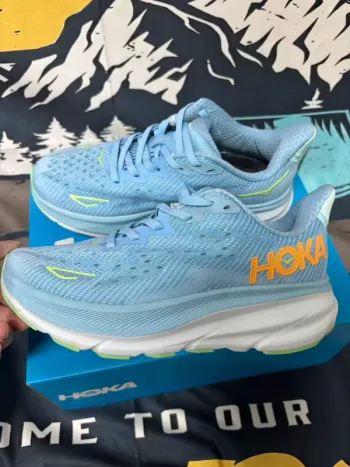 Gebrauchtes Hoka Baskets Running Shoes