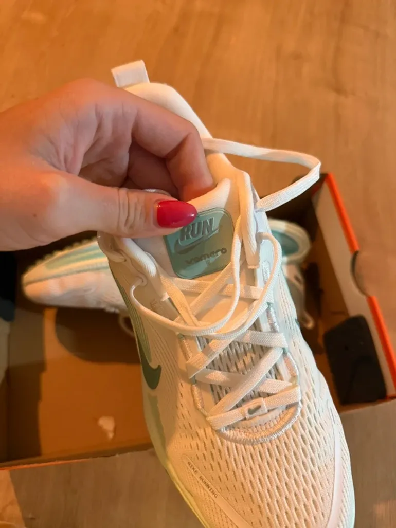 Nike Vomero 18 bike d'occasion — image 5 sur 8