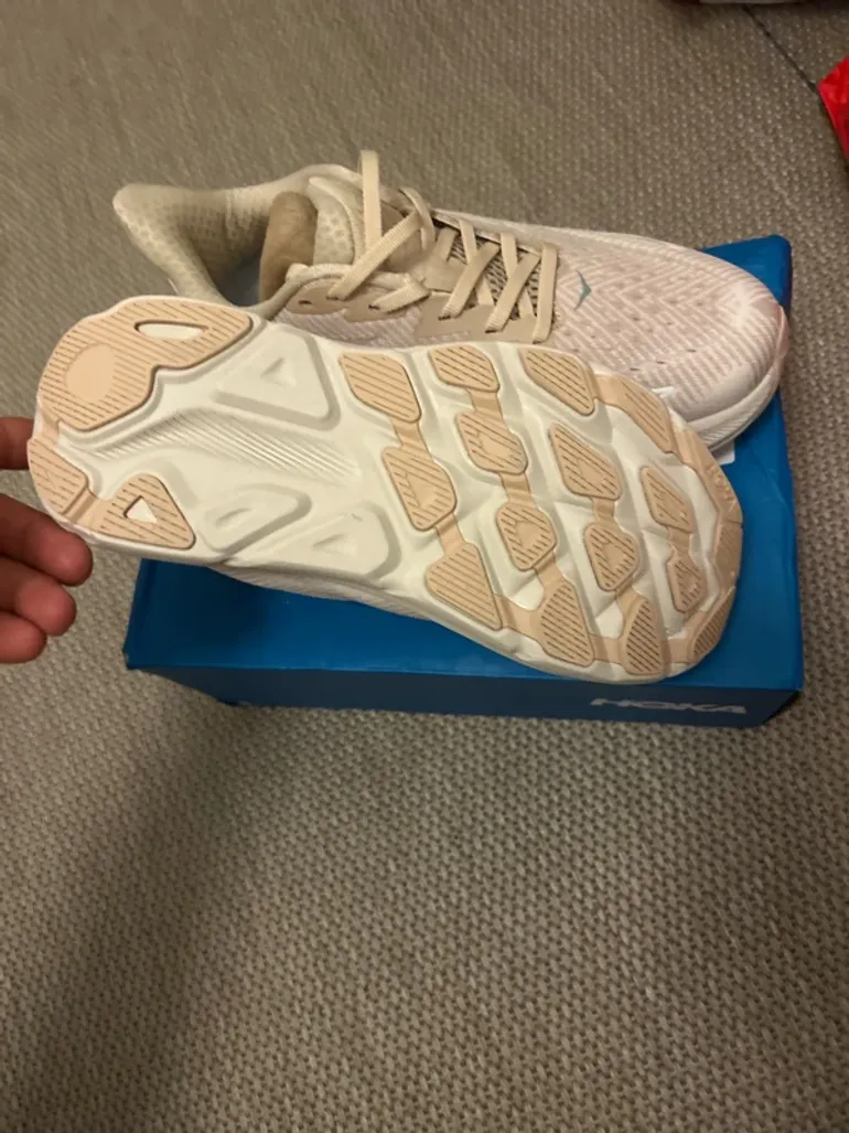 Used Hoka Shoes bike — image 3 of 3