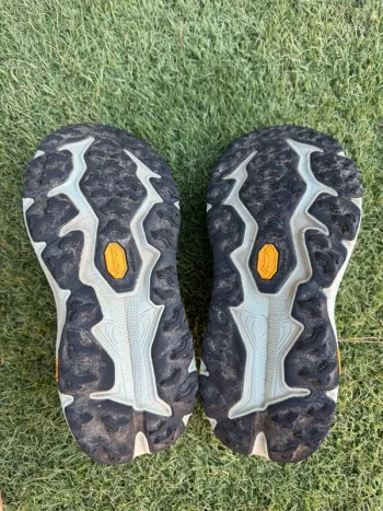 Tweedehands Hoka Speedgoat 6 bike — afbeelding 10 van 14