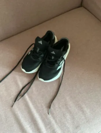 Used Adidas Schuhe Running Shoes